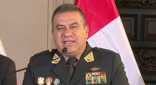 Óscar Arriola renuncia al cargo de comandante general de la Policía Nacional del Perú