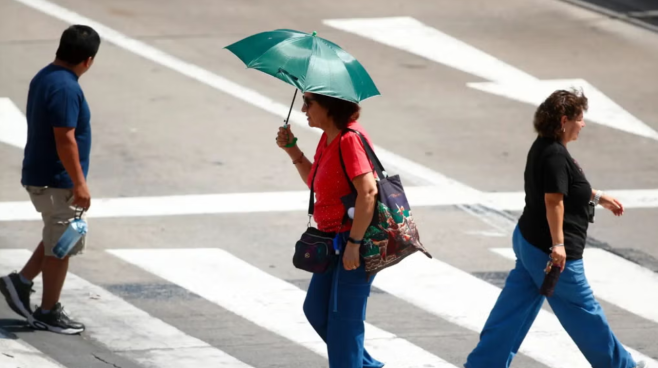 Primavera inicia con ola de calor: Senamhi activa alerta roja en Lima y más de 20 regiones
