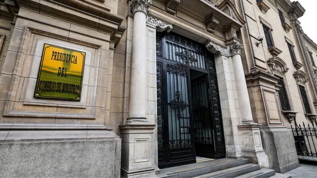 Comisión de recompensas contra el terrorismo y la criminalidad: PCM cambia a sus representantes