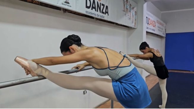 Bailarinas peruanas de ballet buscan apoyo para competir en Brasil | VIDEO