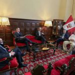 Luis Galarreta se reúne con la bancada de Juntos por el Perú por facultades legislativas
