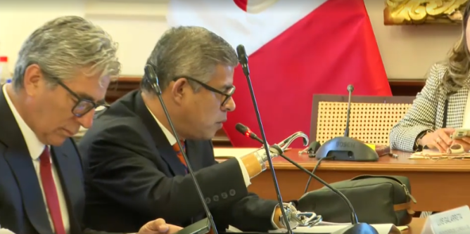 Luis Galarreta señala que delegación de facultades es protocolo de todo gobierno