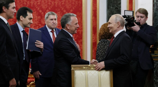 Putin concluye reunión con enviados de Trump para reactivar las negociaciones de paz en Ucrania