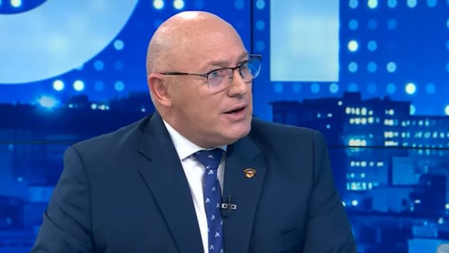 Atender denuncia en el Liceo Naval no va a "solucionar el problema de la educación de todo el Perú", afirma senador Calisto Giampietri | VIDEO