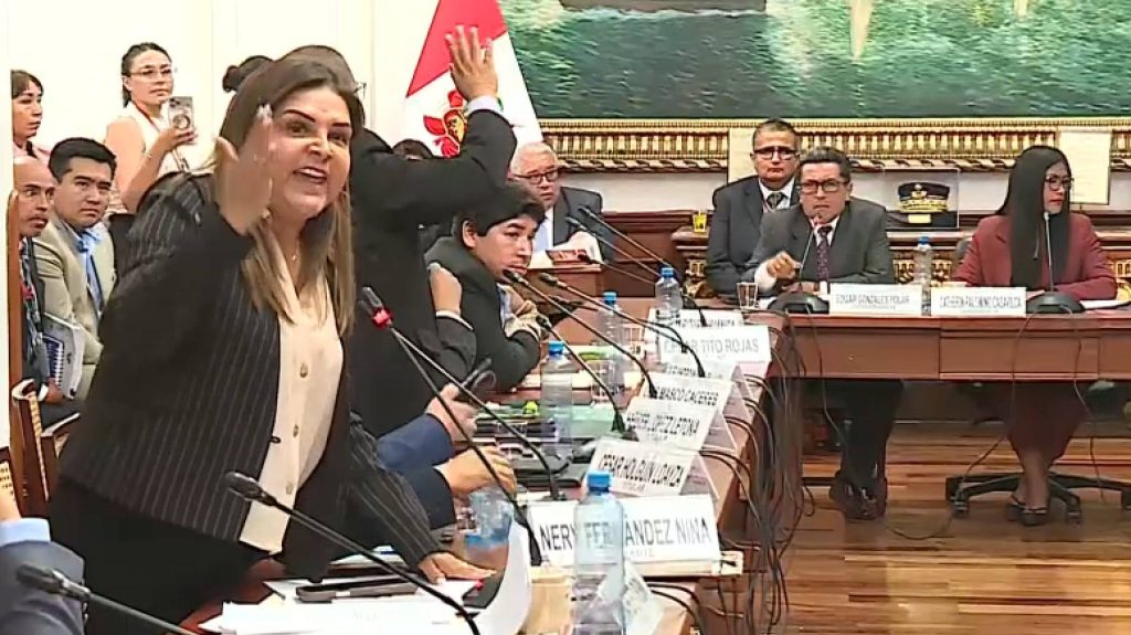Karina Beteta protagoniza fuerte discusión en la Comisión de Justicia de la Cámara de Diputados | VIDEO
