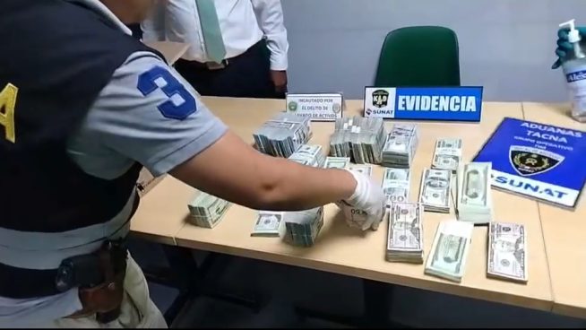 Control de rutina termina hallando cerca de medio millón de dólares en camioneta que iba a Tacna