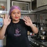La cocinera a domicilio que conquista las redes | VIDEO