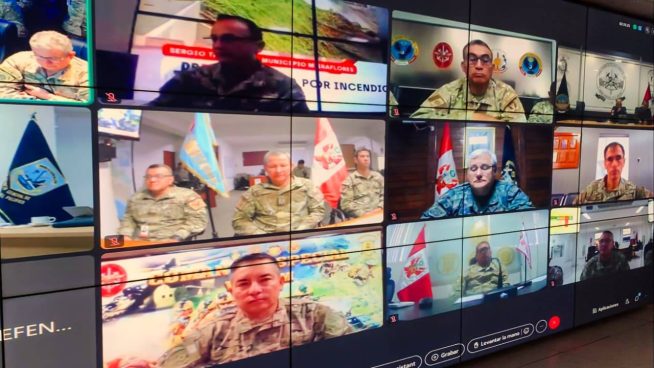 Ministro de Defensa monitoreó despliegue militar durante elecciones regionales y municipales