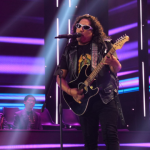 Yo Soy 2026: ¡“Alex Lora” hizo rockear tanto al público que Cachín quiso contratarlo para su cumpleaños!