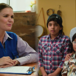 Valentina Valiente Capítulo 164: Chubi, Lolo y Tony pasan por la entrevista de la trabajadora social