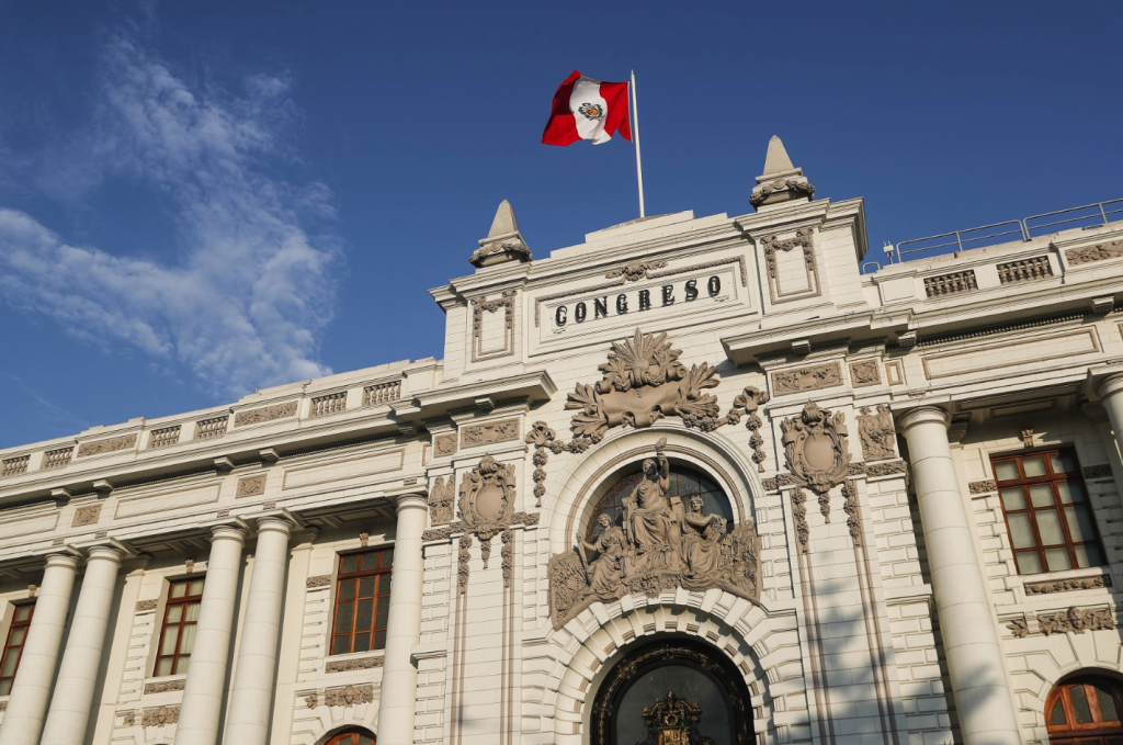 Facultades legislativas: ¿qué podrá hacer el Ejecutivo en seguridad ciudadana y ante El Niño?