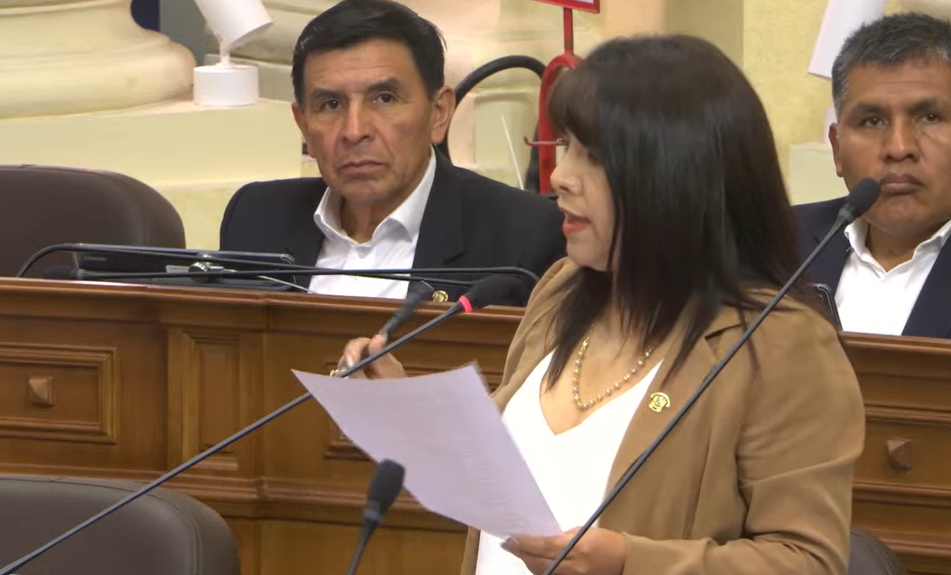 Mirtha Vásquez durante debate de facultades: “Se ha promovido una nueva forma de transfuguismo” | VIDEO