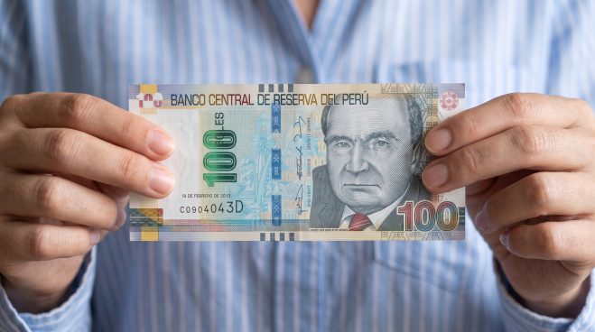 Si tengo S/100 soles, ¿en qué puedo invertirlos para obtener una buena rentabilidad?