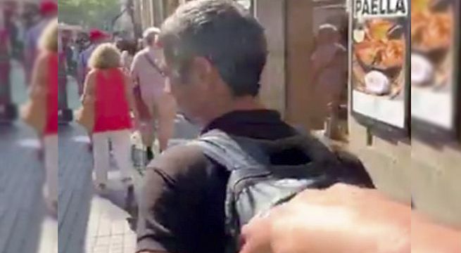 Justiciero reparte ‘lapos’ entre ladrones para echarlos de turísticas calles de Barcelona [Video]