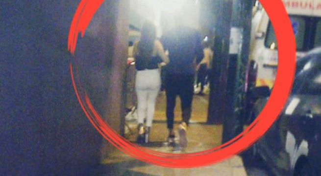 Emilio Jaime llega con nueva amiguita cariñosa a concierto en Barranco