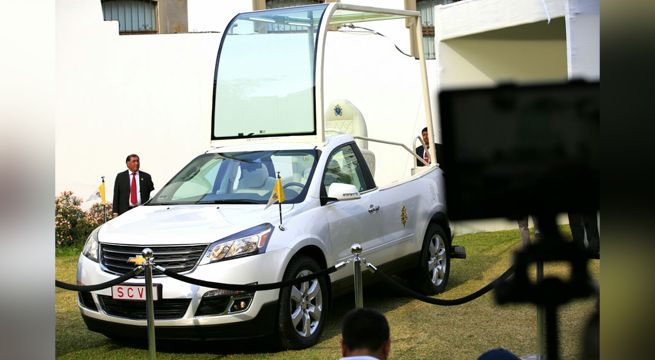 Este es el papamóvil que trasladará a Francisco en el Perú