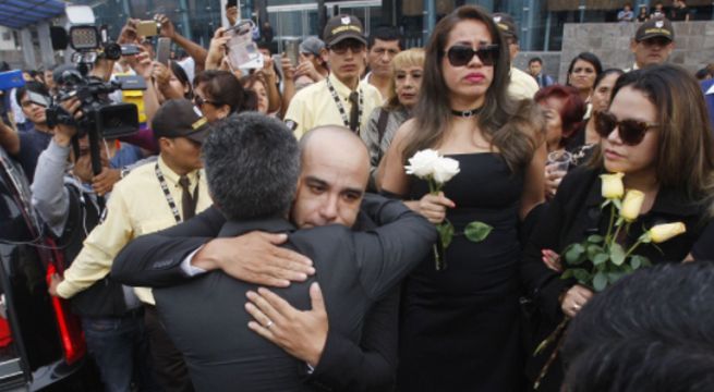 Así fue el homenaje a Augusto Polo Campos en la Alameda de los Descalzos