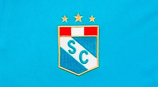 Sporting Cristal presenta renovada indumentaria para la presente temporada
