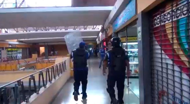 Intervienen ‘centros de masajes’ en el Jirón de la Unión donde kinesiólogas ofrecían servicios sexuales