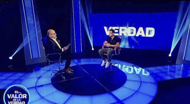 Todo listo: Nicola Porcella se sentó en el Sillón Rojo de El Valor de la Verdad (Fotos)