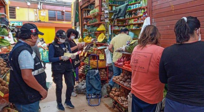Municipalidad de Pueblo Libre sanciona puestos de mercados en medio de la cuarentena