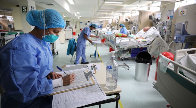 Martín Vizcarra: “Perú llegó al tope de casos covid-19 y comienza el descenso”