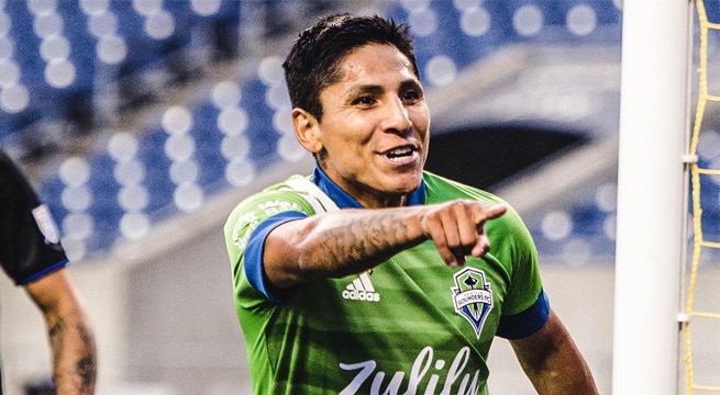 Raúl Ruidíaz es elegido como el mejor jugador de la MLS