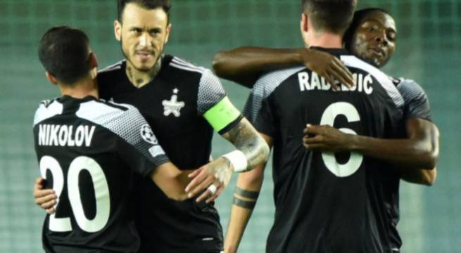 Sheriff Tiraspol, club de Gustavo Dulanto, debutó en Champions League venciendo al Shakhtar Donetsk