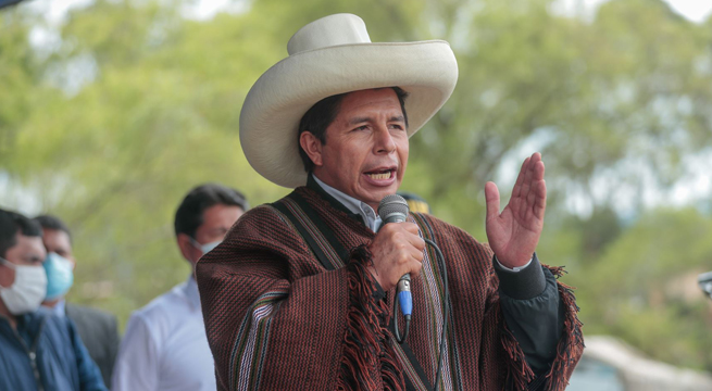 Pedro Castillo advierte intentos de “golpe” tras declaraciones de Karelim López a la Fiscalía