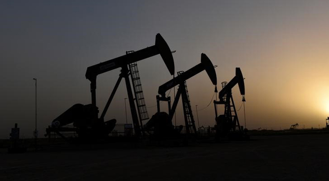 Petróleo sube porque el pulso entre Rusia y Occidente hace temer por la oferta