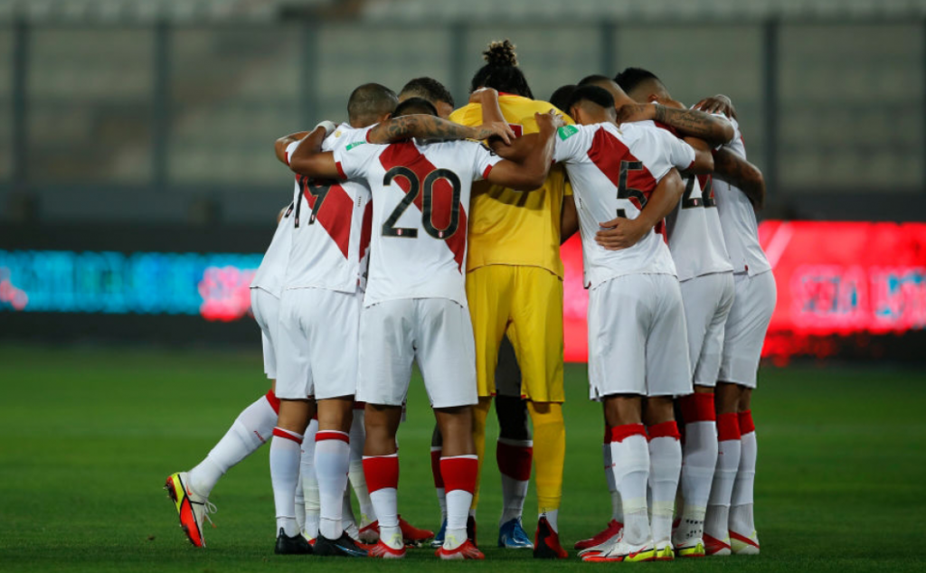 ¿Cuánto pagan HOY las casas de apuesta y qué jugadas extremas ofrecen para el Perú vs. Uruguay?