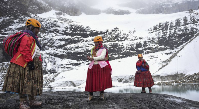 En Bolivia, una batalla por un glaciar “condenado a desaparecer”
