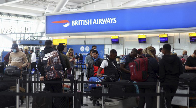 Europa vuelve a viajar al reducirse las restricciones del COVID-19