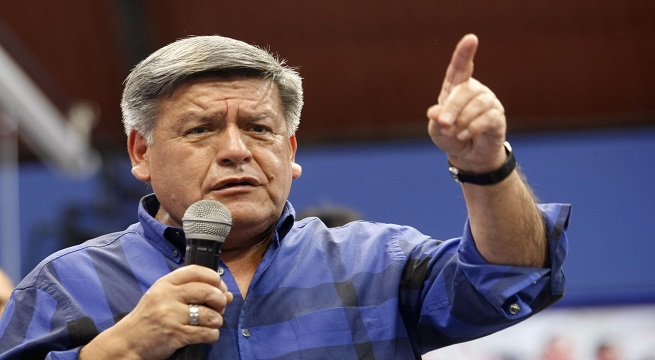 César Acuña rechaza desafío de Elías Rodríguez y dice que solo debatirá en evento del JNE