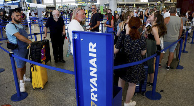 Ryanair espera que las huelgas de los tripulantes de cabina españoles no causen trastornos
