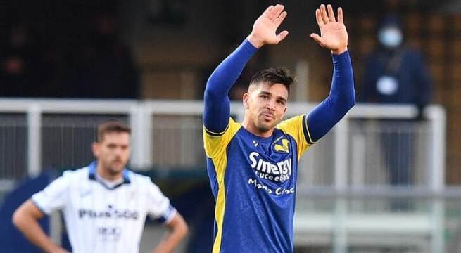 Quiero triunfar en la “Patria” de Maradona, dice Giovanni Simeone en presentación en el Napoli