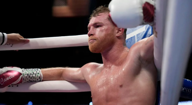 “Canelo” Alvarez será operado de la muñeca y volverá al ring a mediados de 2023
