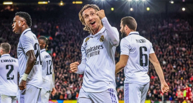 Champions League: Real Madrid vence 5-2 al Liverpool en el partido de ida de los octavos de final