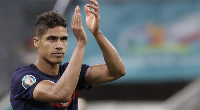 Raphael Varane se retira de la Selección de Francia