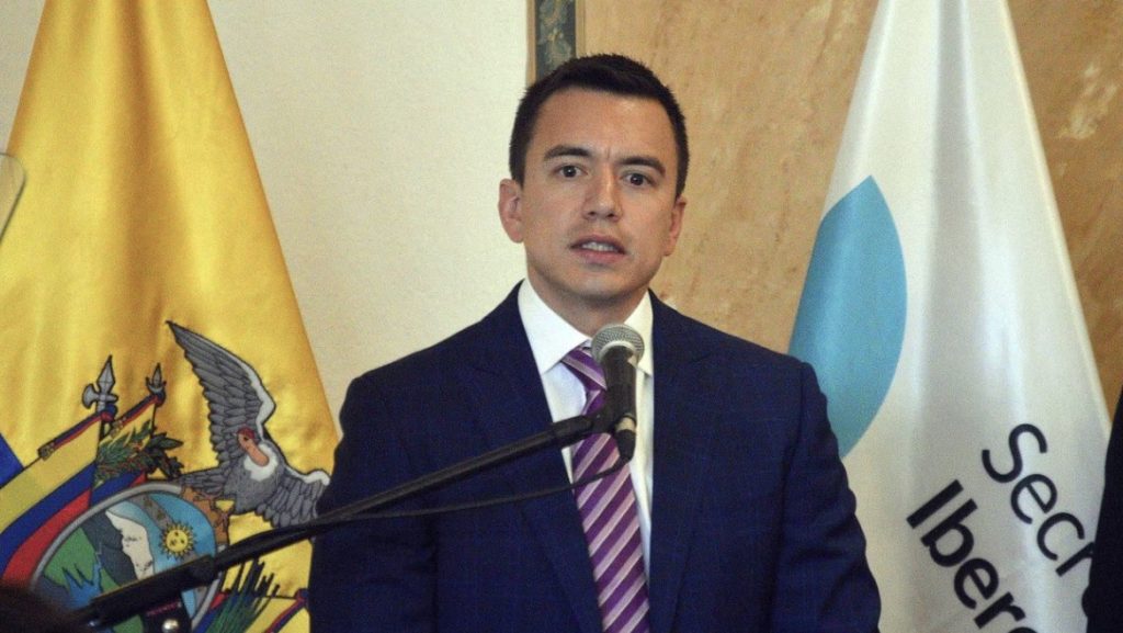 Presidente de Ecuador anuncia liberación de rehenes en las cárceles del país