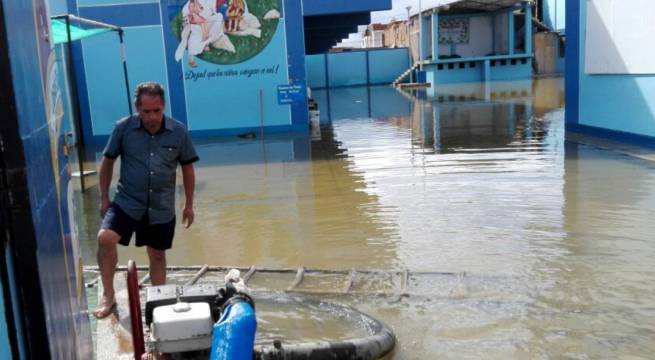 Fenómeno El Niño: ¿cuántos colegios del Perú se verán afectados por las lluvias?