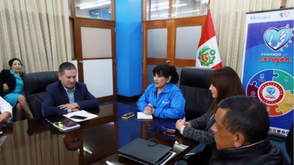 Cusco: presidenta de EsSalud participó de Asamblea General de Gobernadores Regionales
