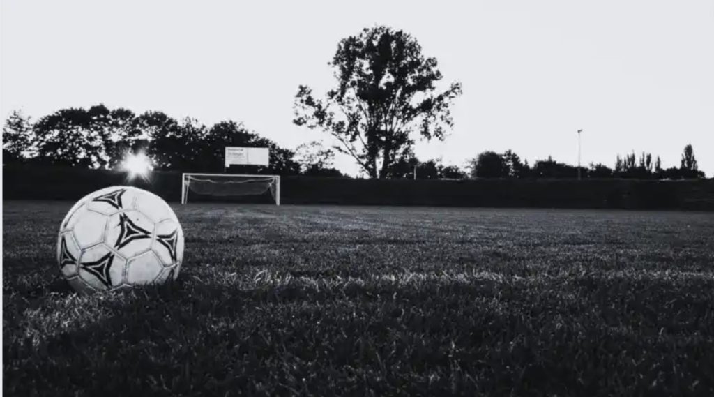 Futbolista de 24 años murió mientras entrenaba con su club en Bolivia