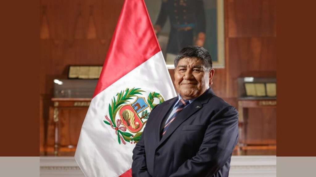 Presentan moción de interpelación contra el ministro de Energía y Minas, Rómulo Mucho