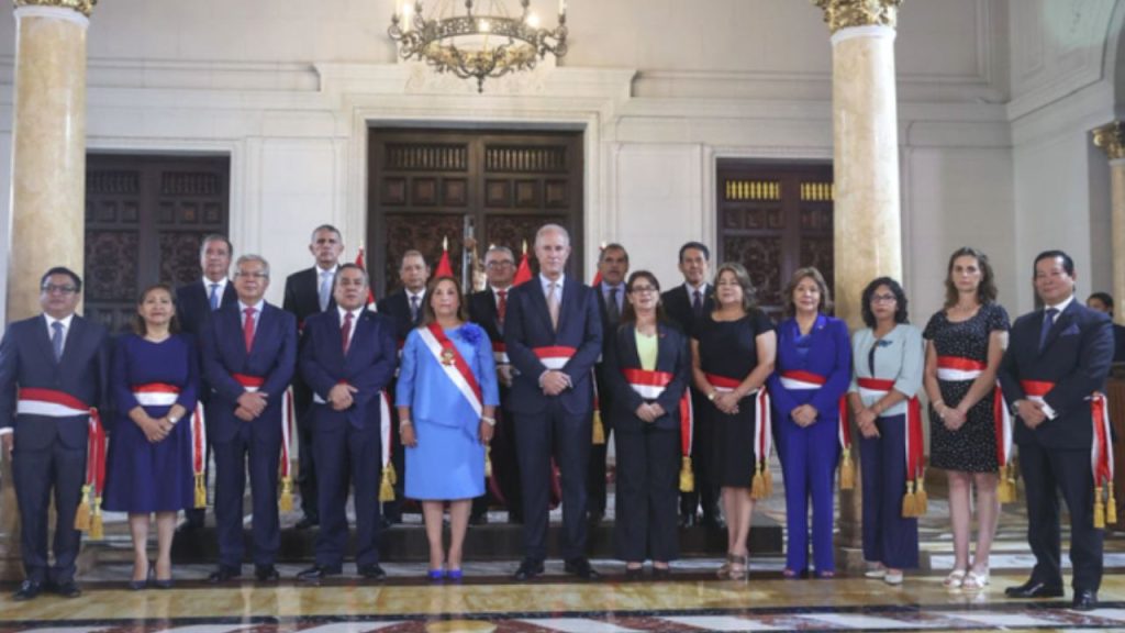 Ministros se solidarizan con Dina Boluarte, según Gustavo Adrianzén