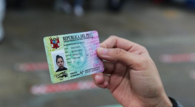 Migraciones: más de 60 mil carnés de extranjerías están a punto de ser dados de baja