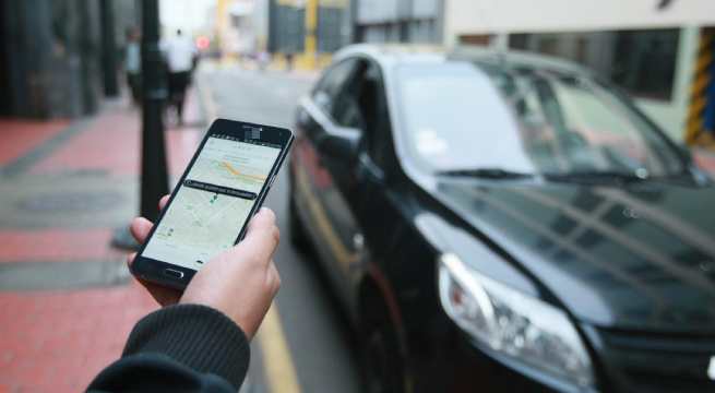 ATU: taxis ejecutivos que recojan a pasajeros en la vía pública serán multados con más de S/5 mil