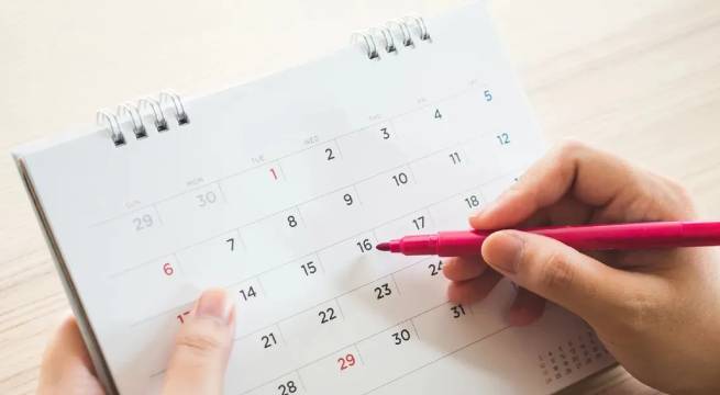 ¿Cuántos feriados y días no laborables hay en junio?