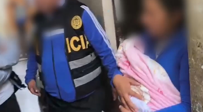 Preso deja a su esposa y su bebé de 3 semanas como garantía de pago ante deuda