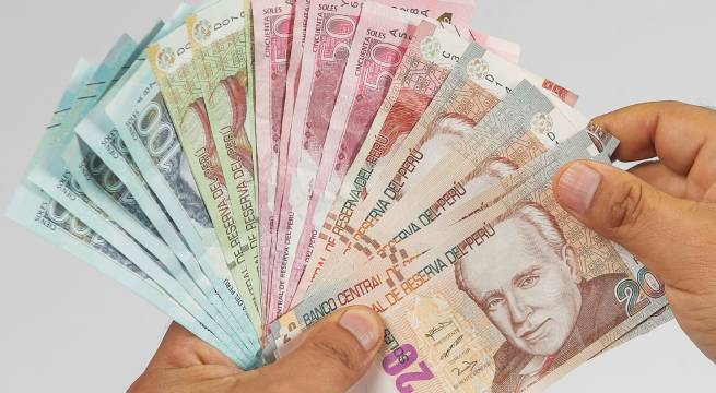 Gobierno aumentó el sueldo mínimo: ¿de cuánto será a partir del 1 de enero?